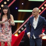Phương Thanh được nhạc sĩ Đức Trí tặng quà không đụng hàng