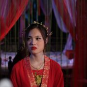 Nhạc sĩ triệu view Vương Anh Tú sáng tác ca khúc riêng cho nữ sinh Y khoa