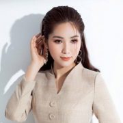 ‘Rụng tim’ với gu thời trang càng ngày càng ‘chất ngất’ của Như Huỳnh