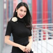 Thủy Tiên kêu gọi hơn 10 tỷ đồng vì người miền Trung