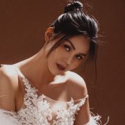 Hoa hậu Kim Nguyên: Tôi chọn lối sống kín kẽ để luôn bình yên