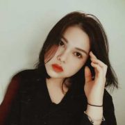 Cô gái 18 tuổi gốc người Việt “gây sốt” nói được 9 ngôn ngữ đậu 3 trường đại học