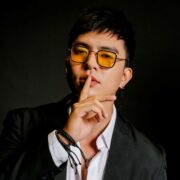 Steven Nguyễn hớp hồn fan nữ với bộ ảnh cực ngầu đậm chất soái ca