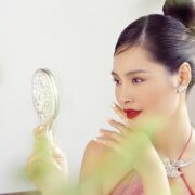 Nhan sắc tuổi 34 của Hoa hậu đẹp nhất châu Á Hương Giang