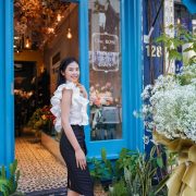 Hoa hậu Ngọc Hân, Mỹ Linh trổ tài cắm hoa tại S Florist
