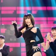 Han Sara bất ngờ lột xác hình tượng cực sexy ở The Heroes
