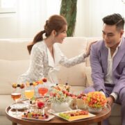 Lý Nhã Kỳ: Tính tôi rất cầu kỳ, mặc đồ thế nào phải đeo kim cương thế đó