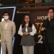 Danh ca Ngọc Sơn: “Có ngày làm 22 tiếng để có tiền làm từ thiện”