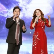 Quang Lê chi tiền tỉ ghi hình “Hát trên quê hương 8”