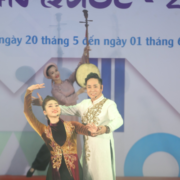 “Hoa hậu cải lương” Như Huỳnh mang “Giai điệu phương Nam” đến Hà Nam