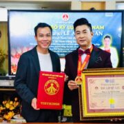 Liveshow “Ánh Dương soi sáng” xác lập kỷ lục bản Mashup kết hợp nhiều loại hình nghệ thuật