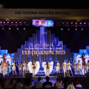 UEB Charming 2025: Dấu ấn nhan sắc, trí tuệ và bản lĩnh nữ sinh ĐH Kinh tế