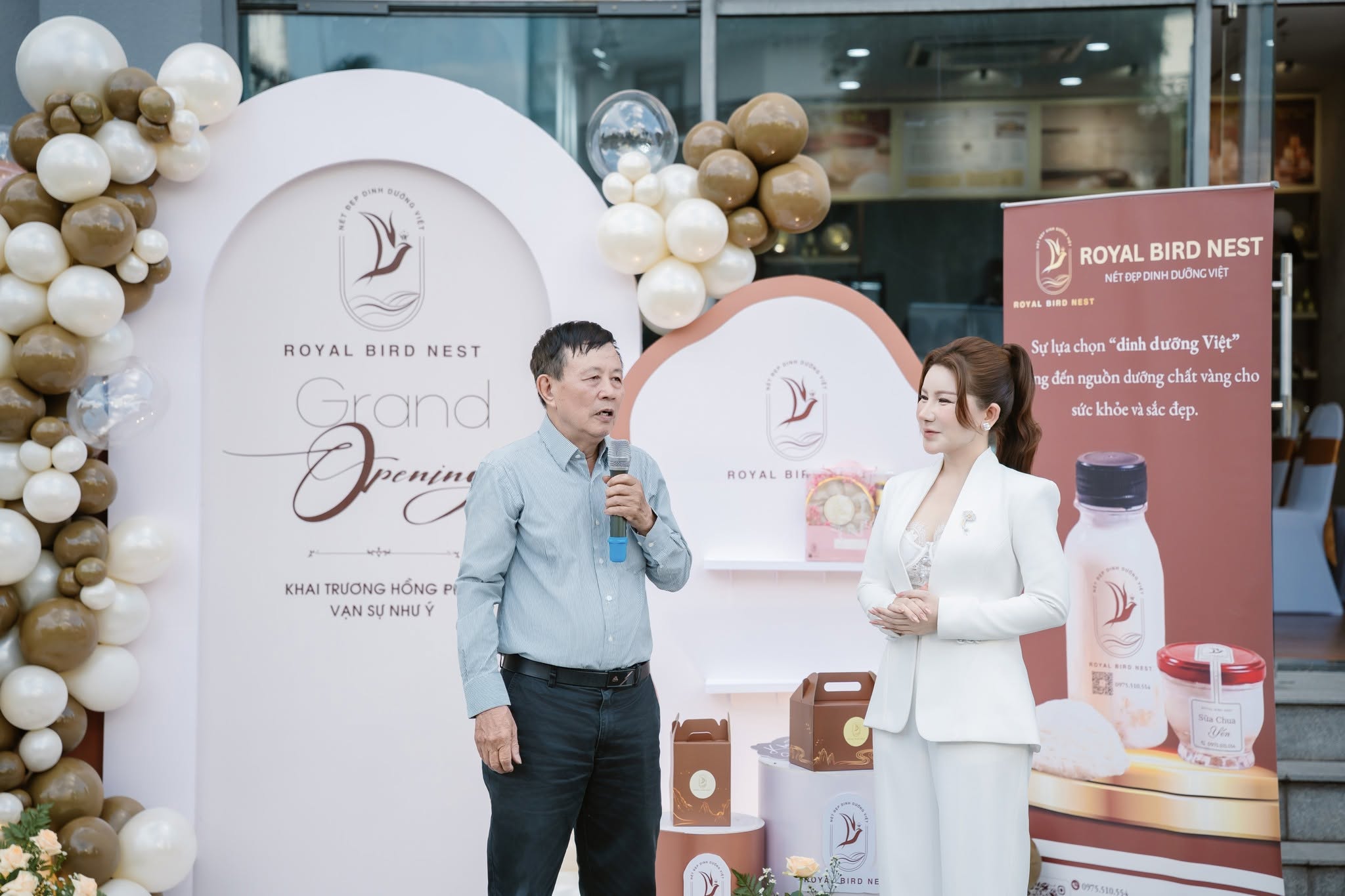 Royal Bird Nest khai trương chi nhánh 3 chinh phục hành trình mới