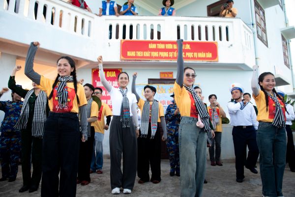 Trương Trần Anh Duy ra mắt MV Nguyện khắc họa ý chí người lính Hải quân