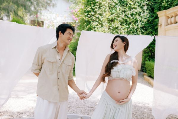 Lương Thế Thành - Thúy Diễm chuẩn bị đón con gái sau 8 năm