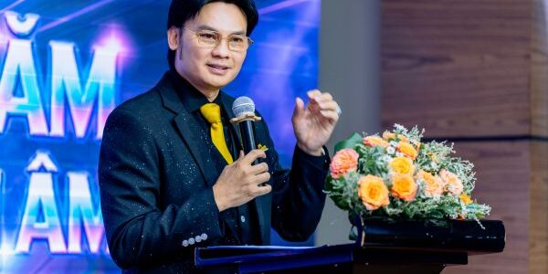 NSƯT Kim Tiểu Long công bố liveshow 35 năm “Dòng chảy thanh âm”